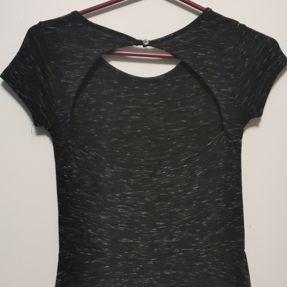 Grey Dress with small open back - Picture 2 of 2